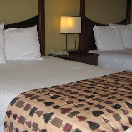 Relax Inn 托皮卡 外观 照片
